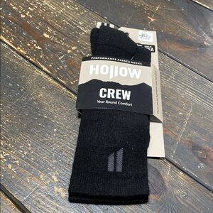 Hollow Crew Performance Alpaca Socks, Black - L
